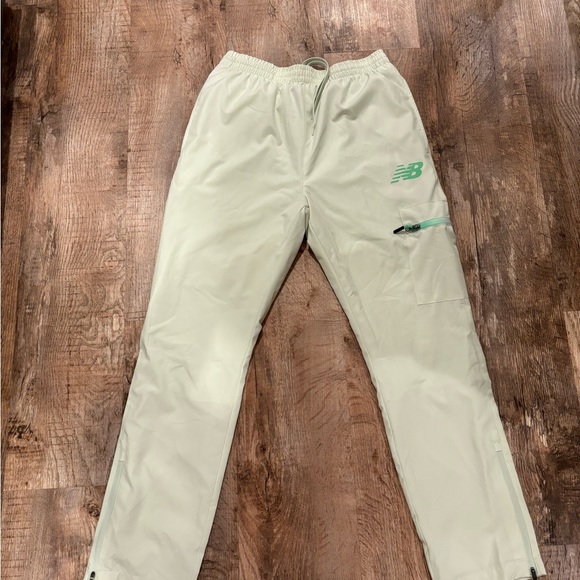 Selling New Balance joggers/pants. Originally $55. Now $28. Worn once! - Picture 3 of 4